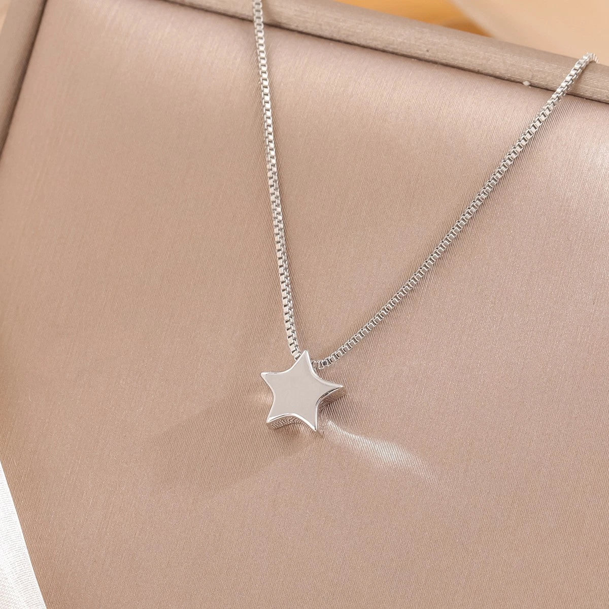 925 Sterling Silver Star Charm Pendant Necklace